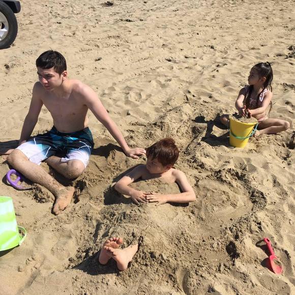 Meet your Posher, Crystal - Picture 1 of 1